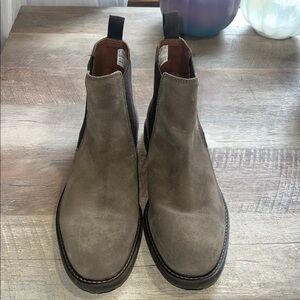 Jaxen Easy Stone Suede Boots